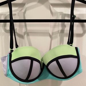 Bandeau color block Swim Suit Top.